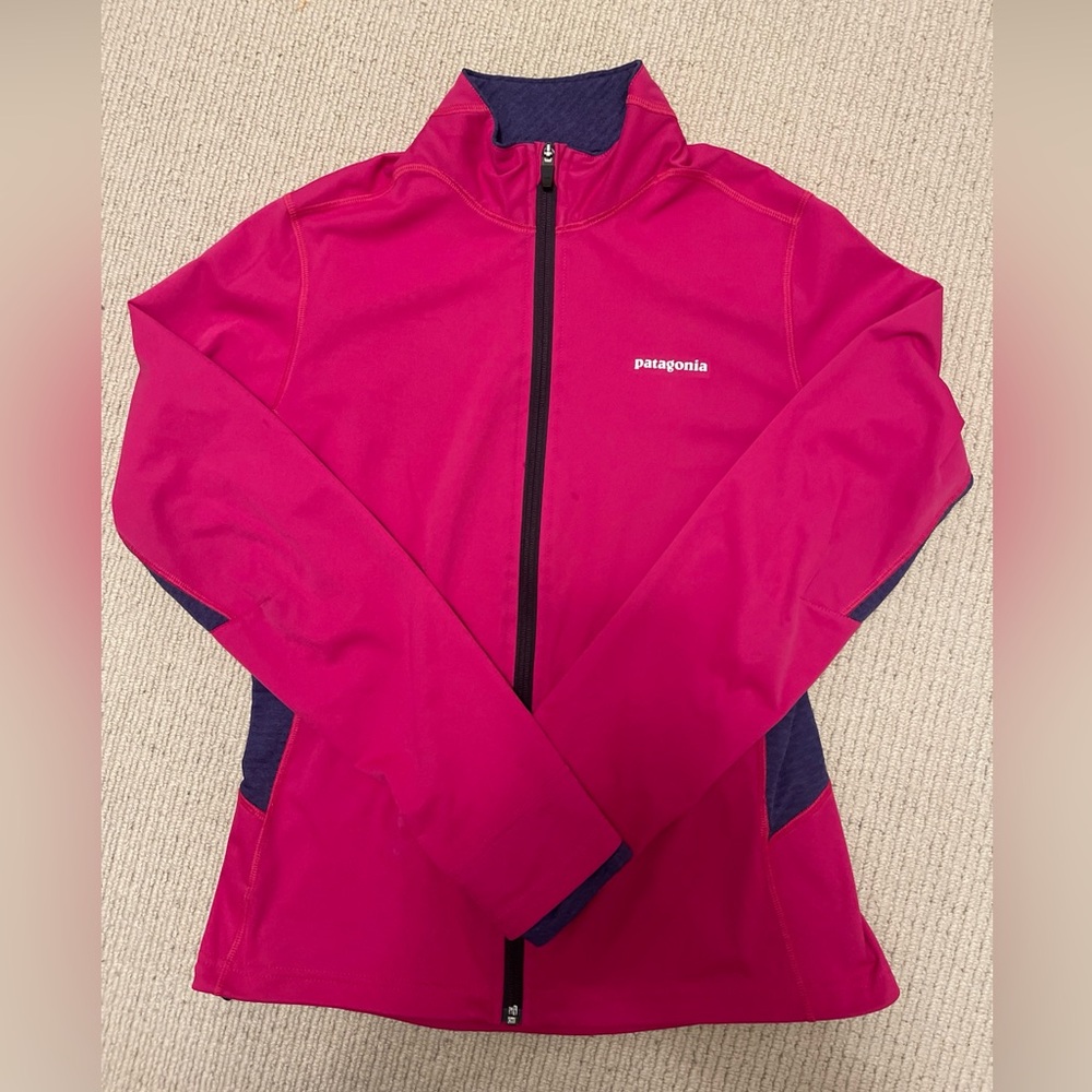Patagonia full zip lightweight jacket